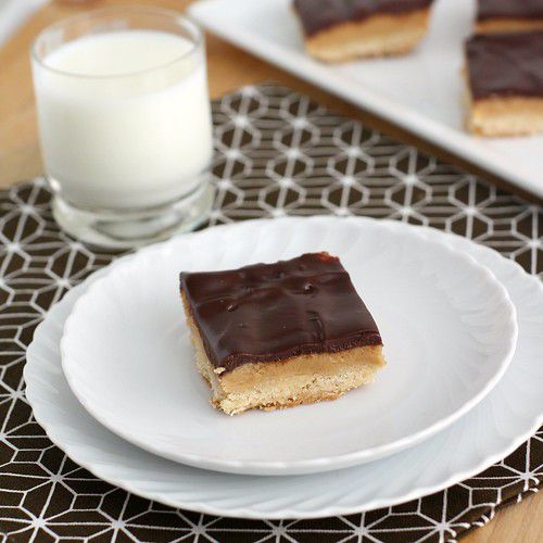 Peanut Butter and Chocolate Shortbread Bars