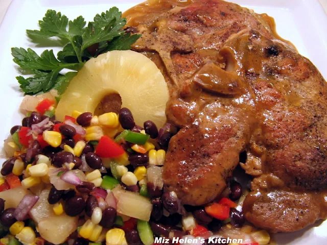 Skillet Chops at Miz Helen's Country Cottage