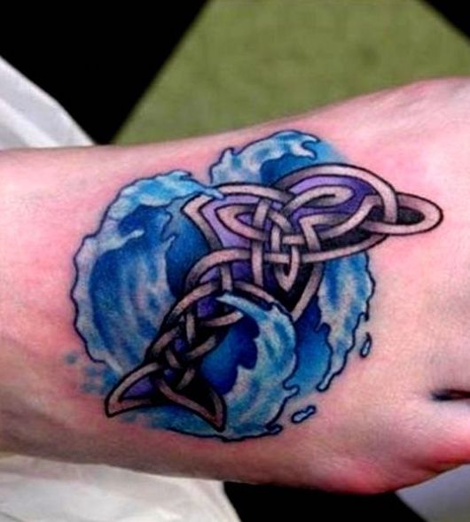 Celtic-Knots-Colourful-Dolphin-Tattoo-Design