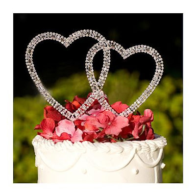 Sparkling Heirloom Hearts Cake Jewelry