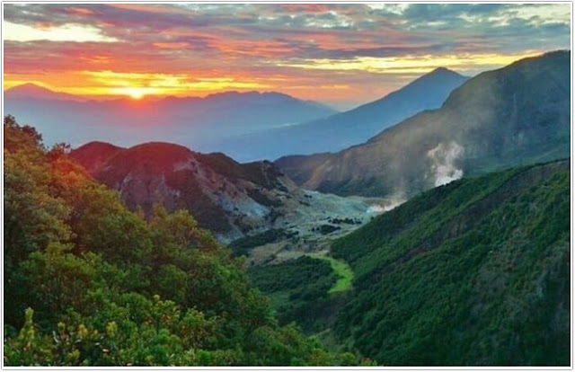 Wisata Gunung Kelud;10 Top Destinasi Wisata Kediri