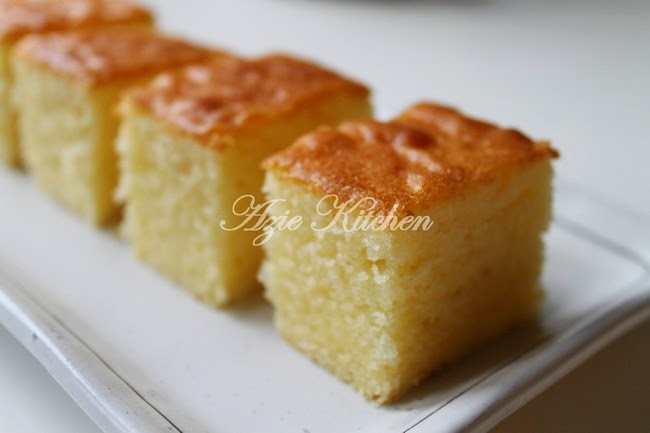 Azie Kitchen: Moist Butter Cake Kegemaran Azie