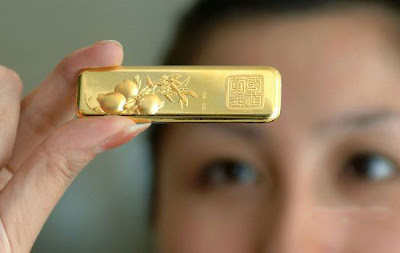 China's first golden bars that are designed as birthday presents for the elderly