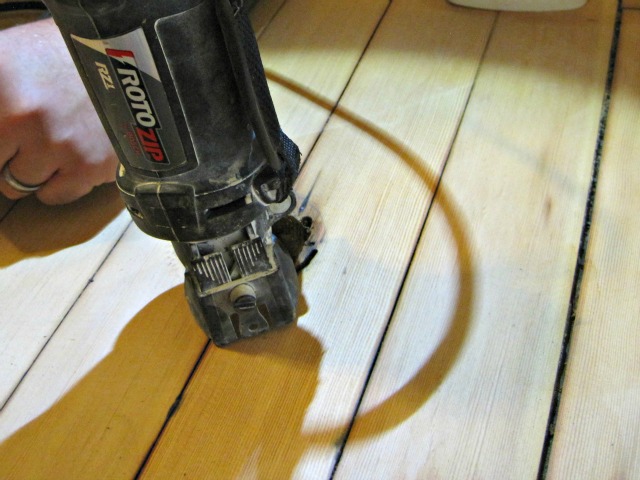 Roto Zip tool for hole hardwood floor tutorial