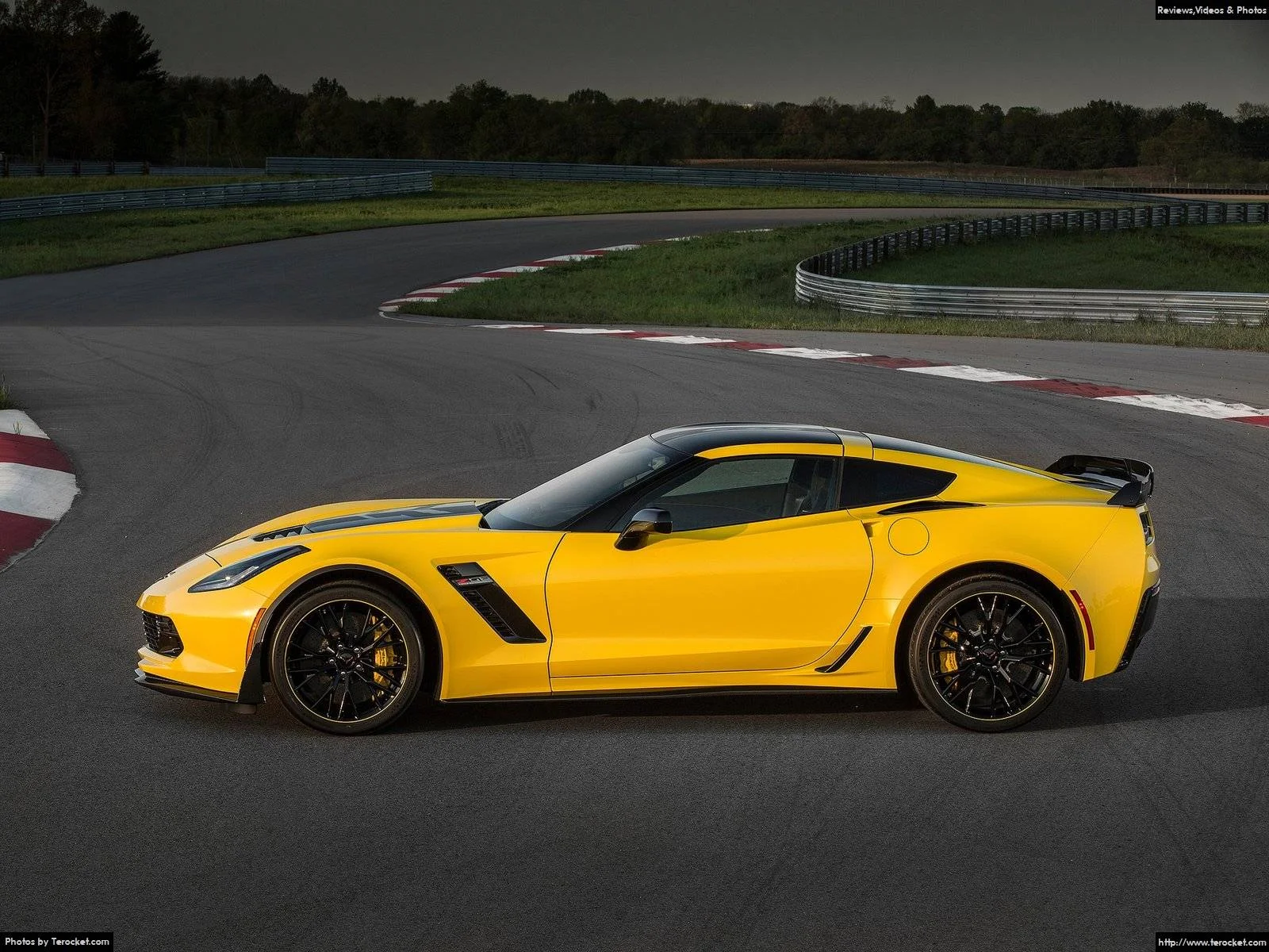 Hình ảnh xe ô tô Chevrolet Corvette Z06 C7.R Edition 2016 & nội ngoại thất