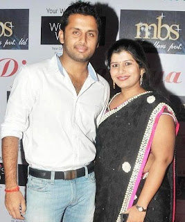 nithiin-dengan-adiknya-nikitha-reddy