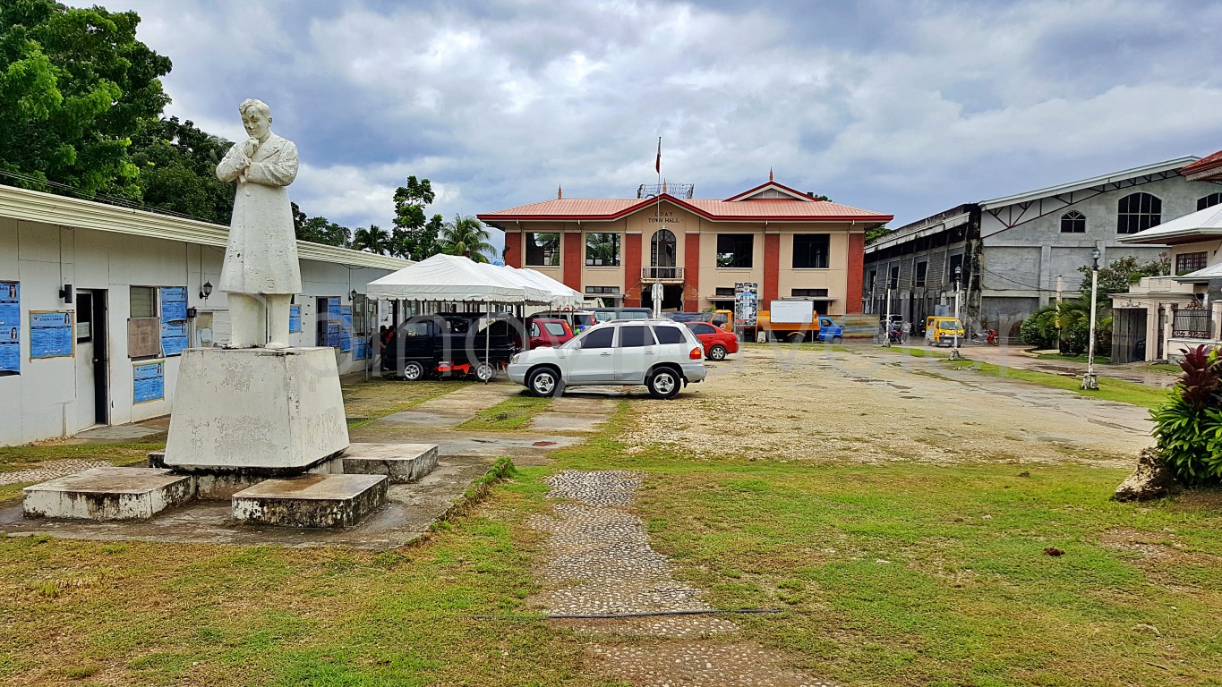 Public Park and Municipal Hall, Loay Bohol