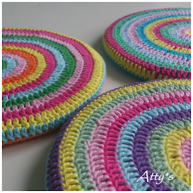  DIY Crochet Pot Coaster