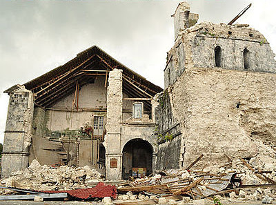 Earthquake damage to Baclayon Church