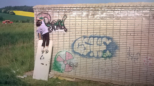 prvni graffiti krnov sprejer