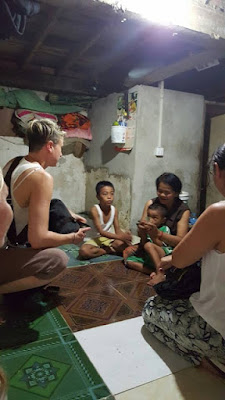 Norodom Ermine, Jessica Sander and Helga Hornig visit Mrs. Kert Thorn @ Slum