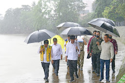 Tinjau Proyek Kali Ciliwung, Jokowi Sebut akan Segera Kita Lanjutkan Kembali