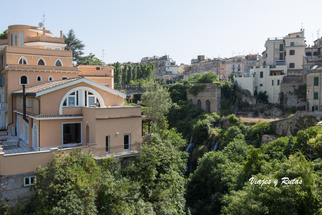 Puente georgiano, Tivoli