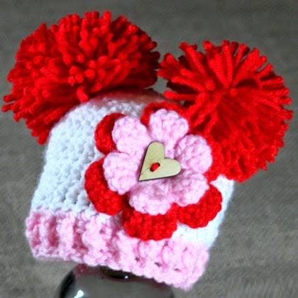 Preemie Pom Pom Flower Hat