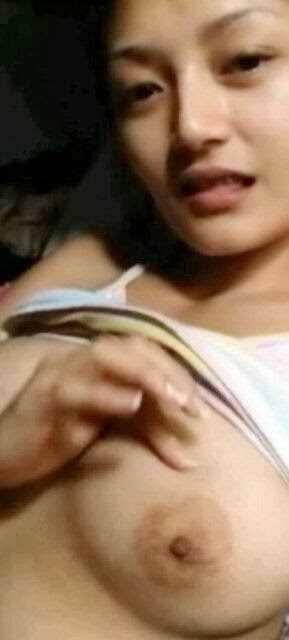 Foto Bugil Siti Badriah Penyanyi Dangdut