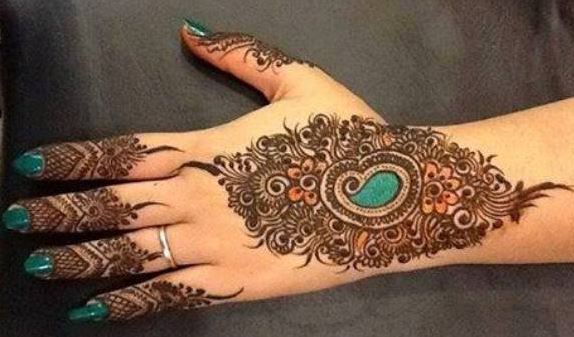 Mehndi Designs For Hands