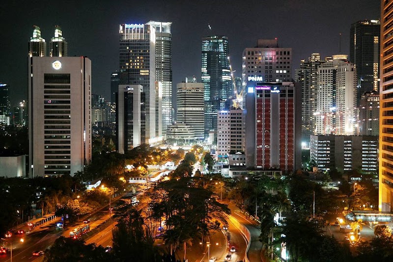 18+ Trend Populer Jakarta At Night