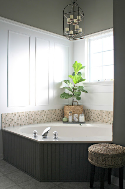 corner tub design and decor