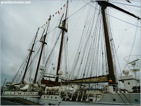 Buque Escuela Juan Sebastián de Elcano en su Visita a Boston en el 2015