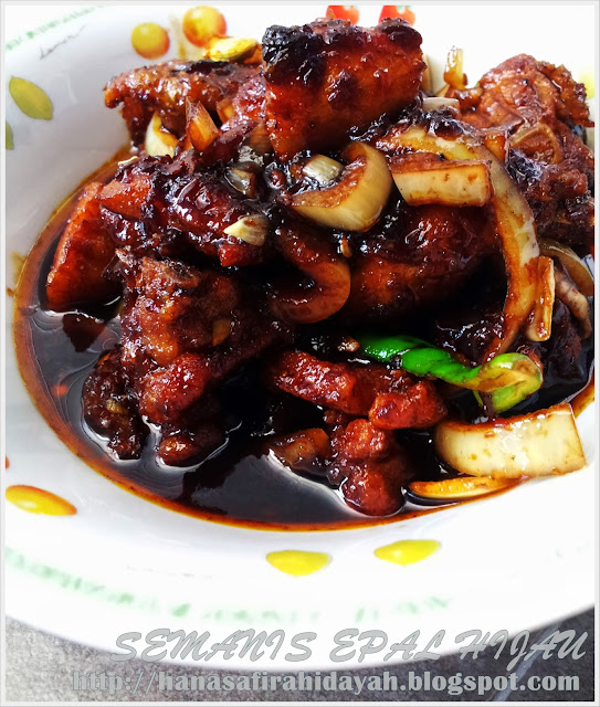 Semanis Epal Hijau***: Ayam Kicap Pedas