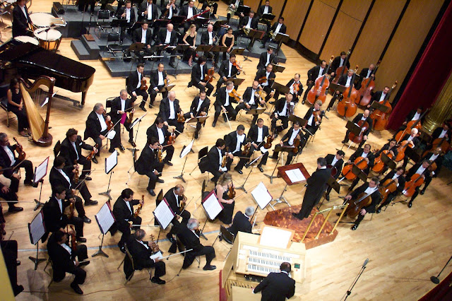 Gambar Alat Musik Modern Orkestra