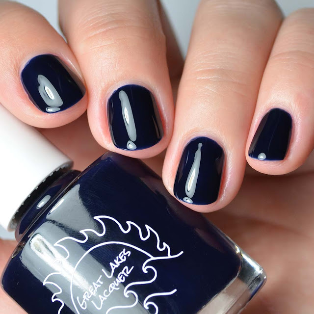 navy blue nail polish