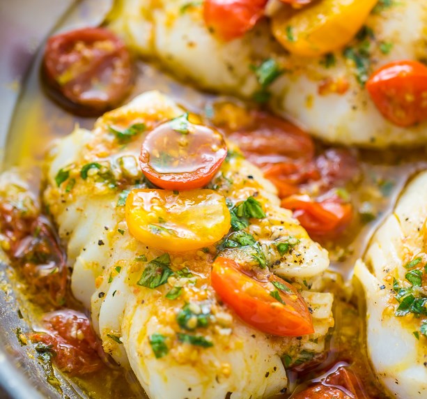 Pan-Seared Cod in White Wine Tomato Basil Sauce #dinner #easyrecipe