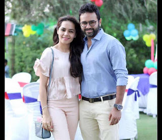 Parthiv Patel With Wife 