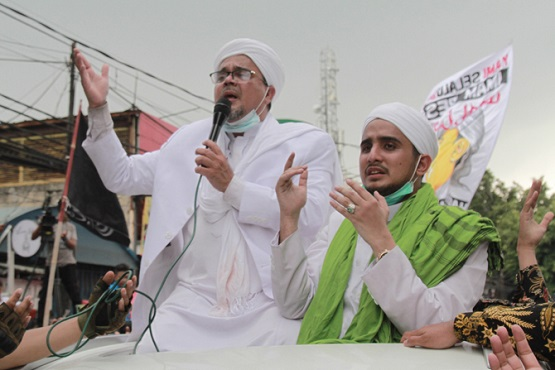 Imam Besar Indonesia Habib Rizieq Shihab Ditahan?