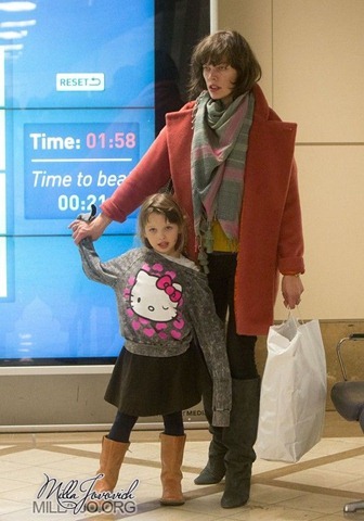 EROTEME_130318NR1_JOVOVICH_M_24