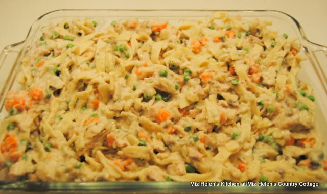 Miz Helen's Chicken Noodle Casserole at Miz Helen's Country Cottage