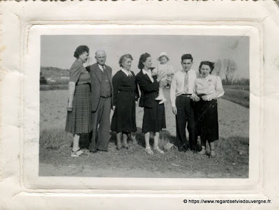 Photo de famille : groupes trois et plus.