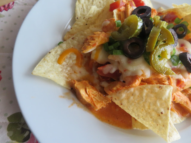 Crock Pot Chicken Nachos