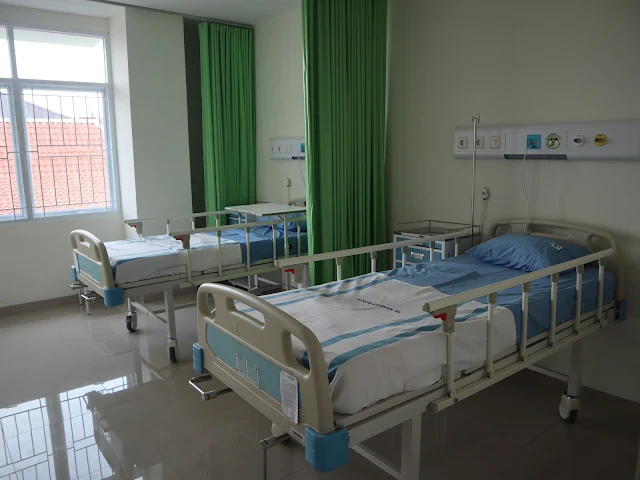 Ruang Inap Rumah Sakit Mangesti Rahayu