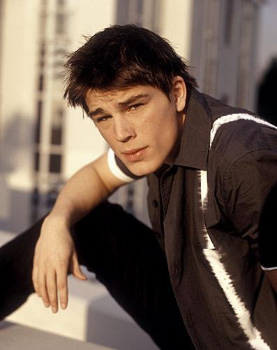 josh hartnett tattoo. josh hartnett 2010