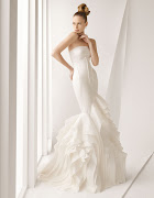 This is a beautiful silhouette Gown from the Spanish designer Rosa Clara. (rosa clara agnes )