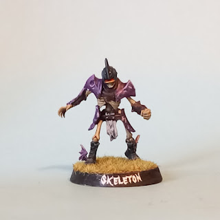 Blood Bowl Shambling Undead team - Skeleton