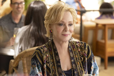 Hacks Season 1 Jean Smart Hannah Einbinder Image 15