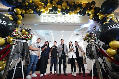 HONOR EXPERIENCE STORE