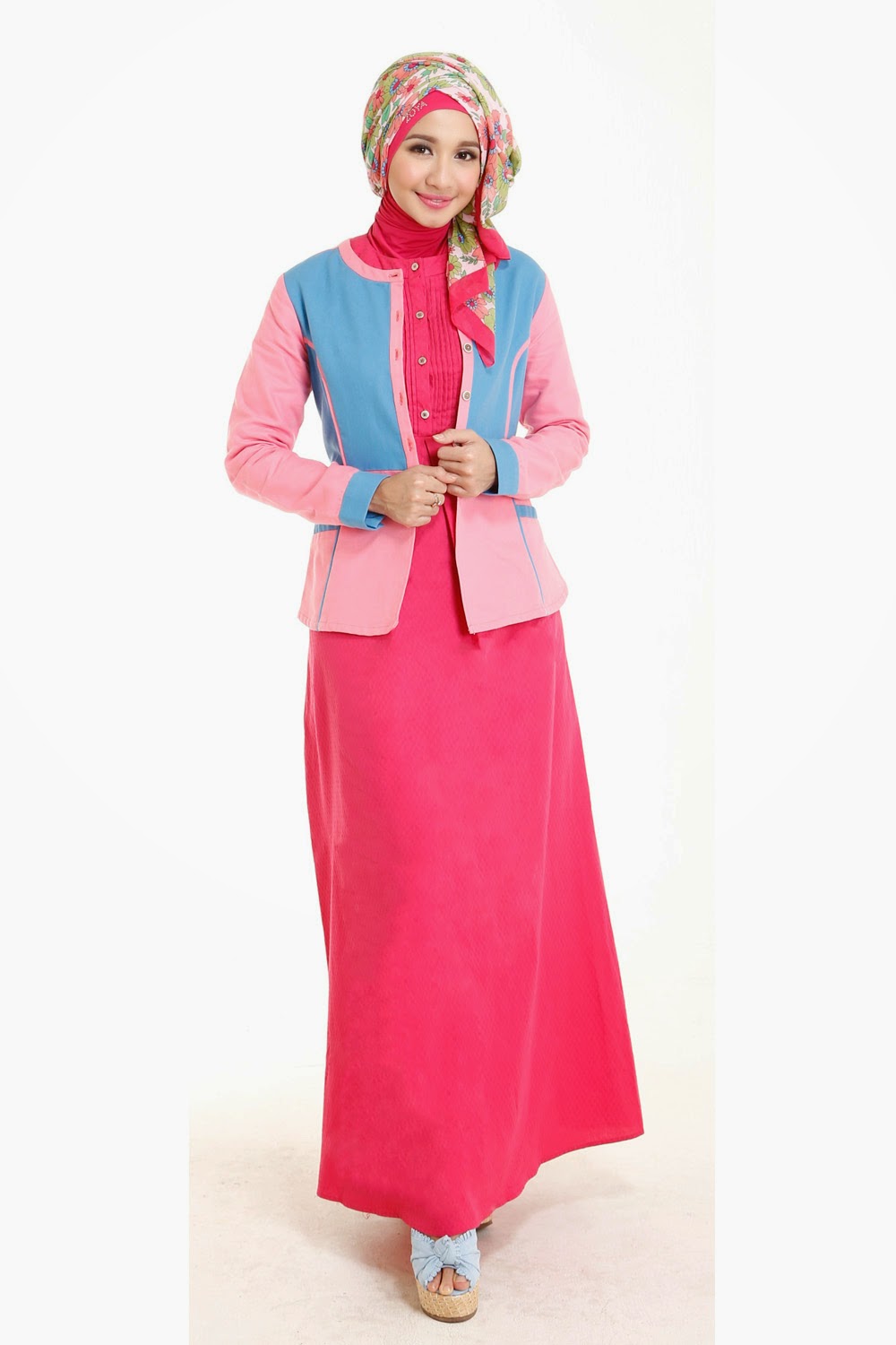 23 Contoh Model Baju Muslim Artis Masa Kini Kumpulan Model Baju