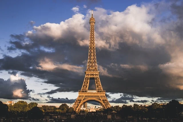 8 Historical Places to Visit in Paris