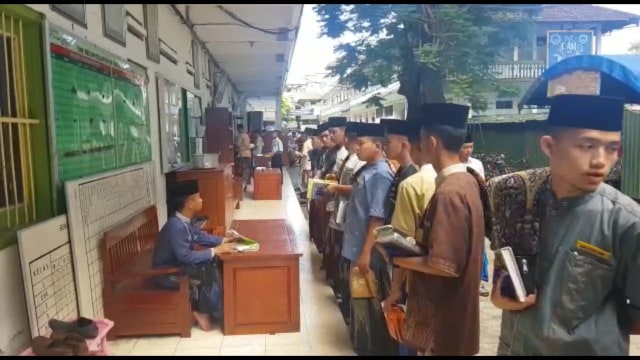 5 Keunikan Pondok Pesantren Gontor Yang Wajib Anda Ketahui