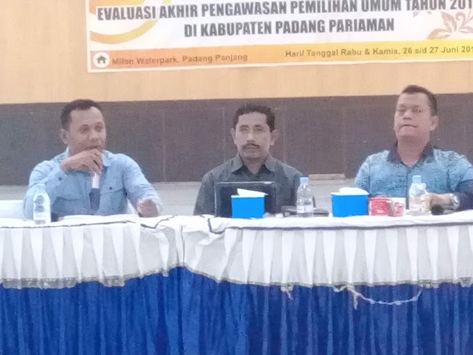 Ketua Bawaslu Sumbar Surya Efitrimen Apresiasi Panwascam di Kabupaten Padang Pariaman