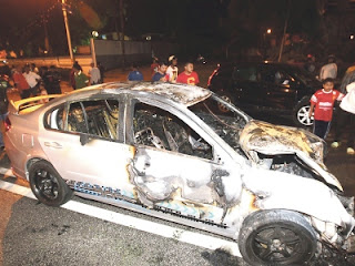 kereta tebakar