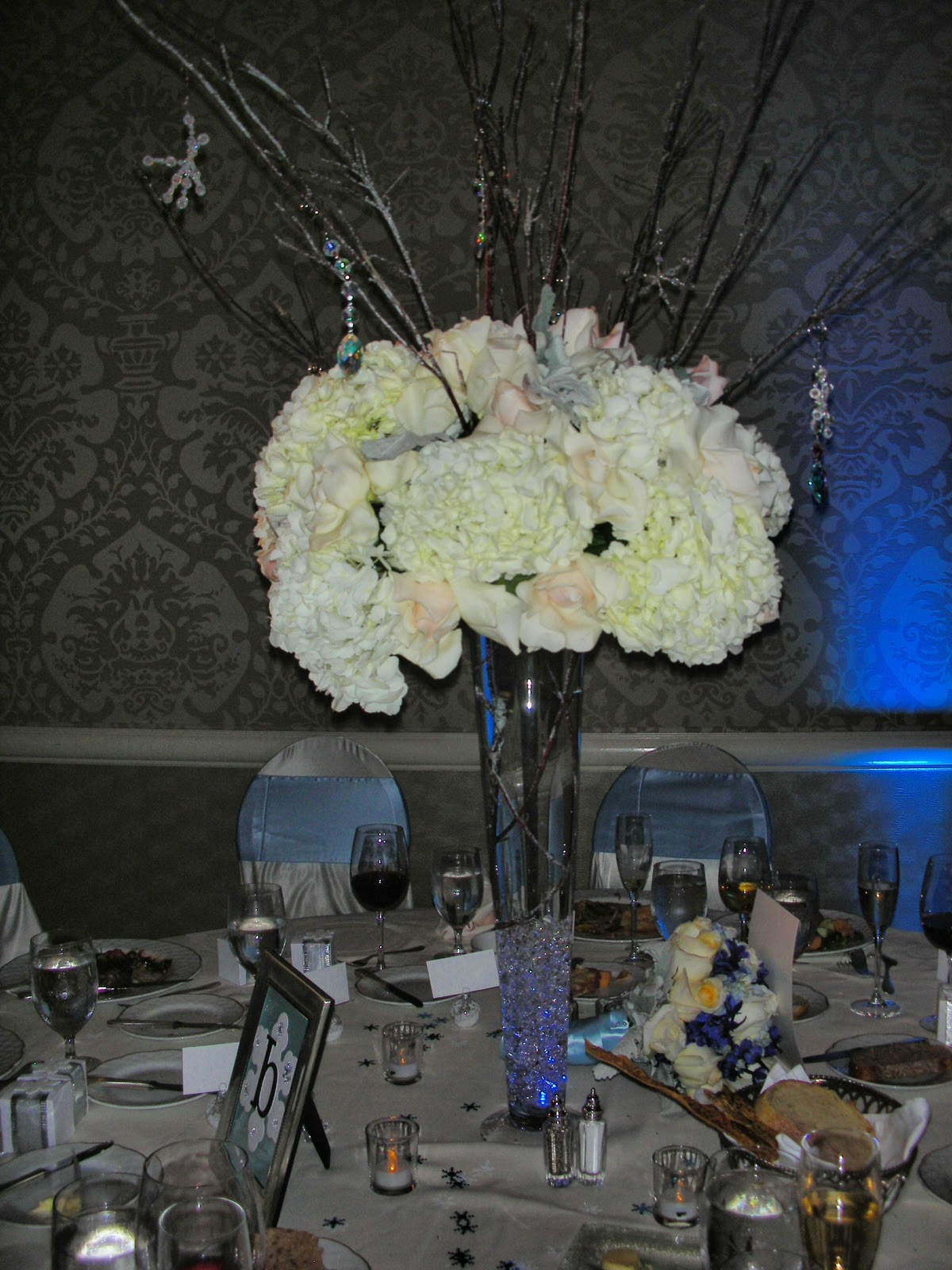 winter wonderland wedding centerpieces