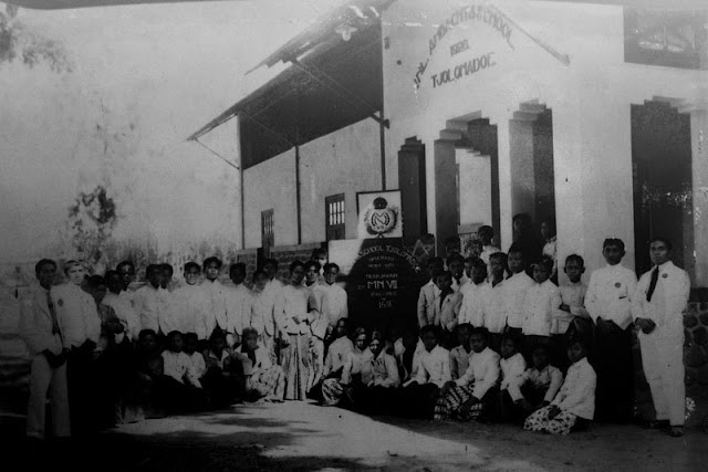 sekolah-colomadu-1928-e1