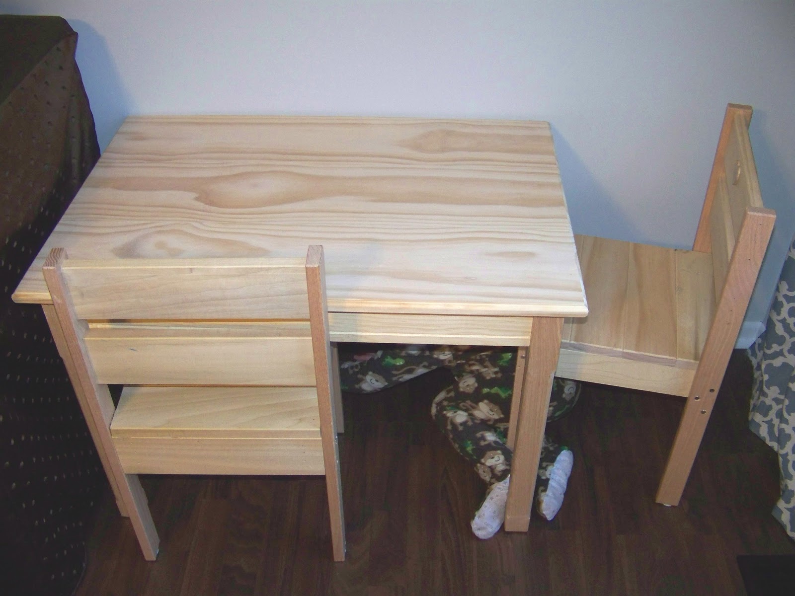 DIY Kids Table &amp; Chairs – Mary Martha Mama