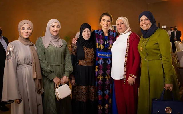 Queen Rania of Jordan hosted a group of local women over Iftar in the governorate of Irbid