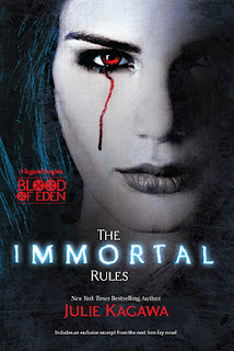 https://www.goodreads.com/book/show/10215349-the-immortal-rules?ac=1