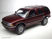 Chevy Blazer 1995 amt/ertl 1/25 plastic model kit